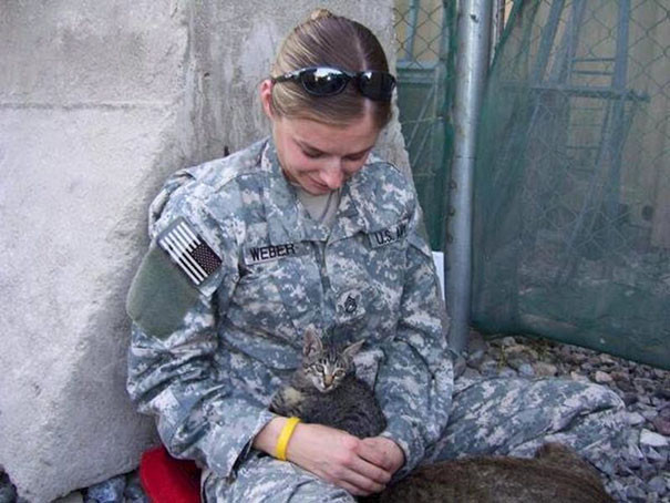 В 2008 году Боулдин служила в Афганистане 