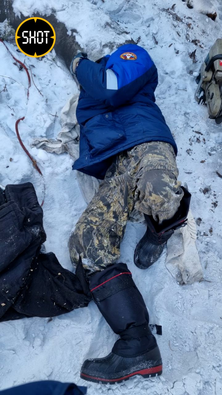 В Кузбассе спасли толстенького щенка, который застрял в теплотрассе